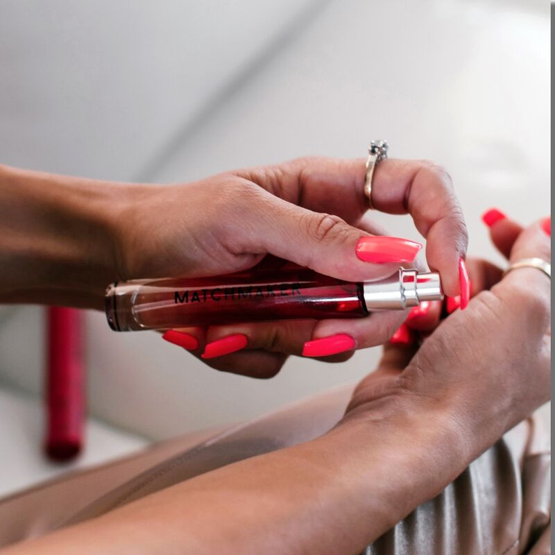 Eye Of Love - Phéromones De Parfum Lgbtq Matchmaker Red Diamond Pour Elle 10 Ml - Image 4