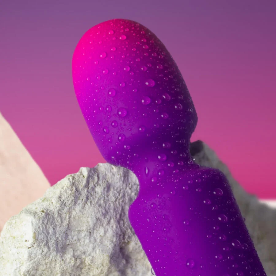 ROCKS- OFF - GLO- GIRL VIBRATOR WAND MINI PURPLE - Image 4